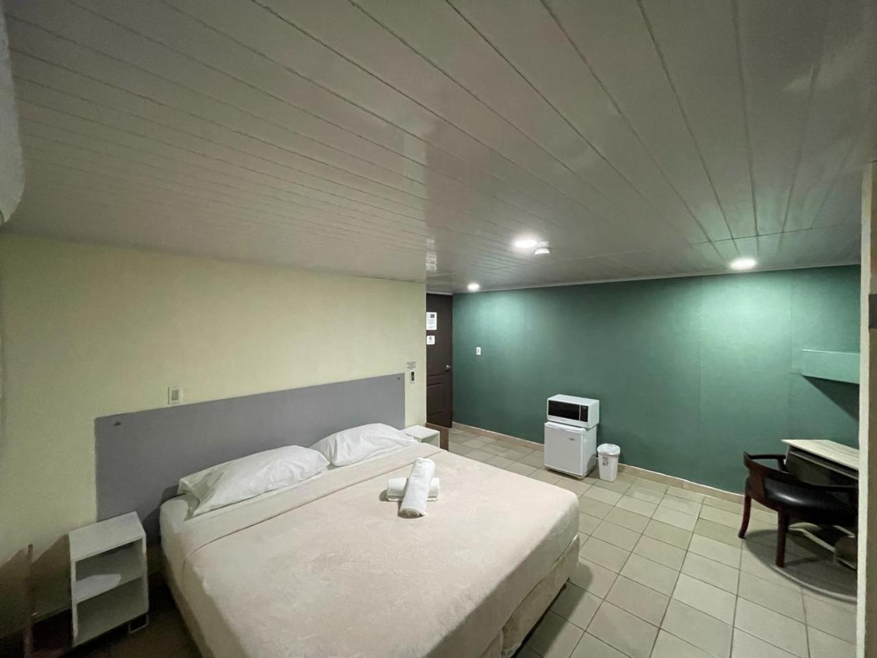 Hostal El Prado Πόλη του Παναμά Εξωτερικό φωτογραφία