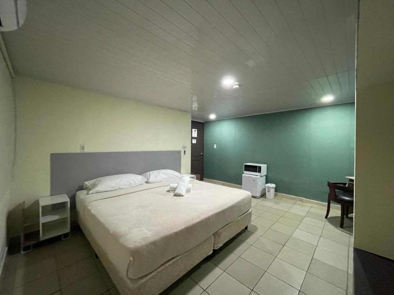 Hostal El Prado Πόλη του Παναμά Εξωτερικό φωτογραφία