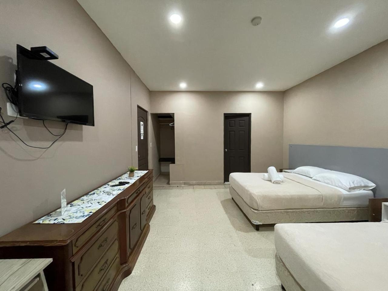 Hostal El Prado Πόλη του Παναμά Εξωτερικό φωτογραφία