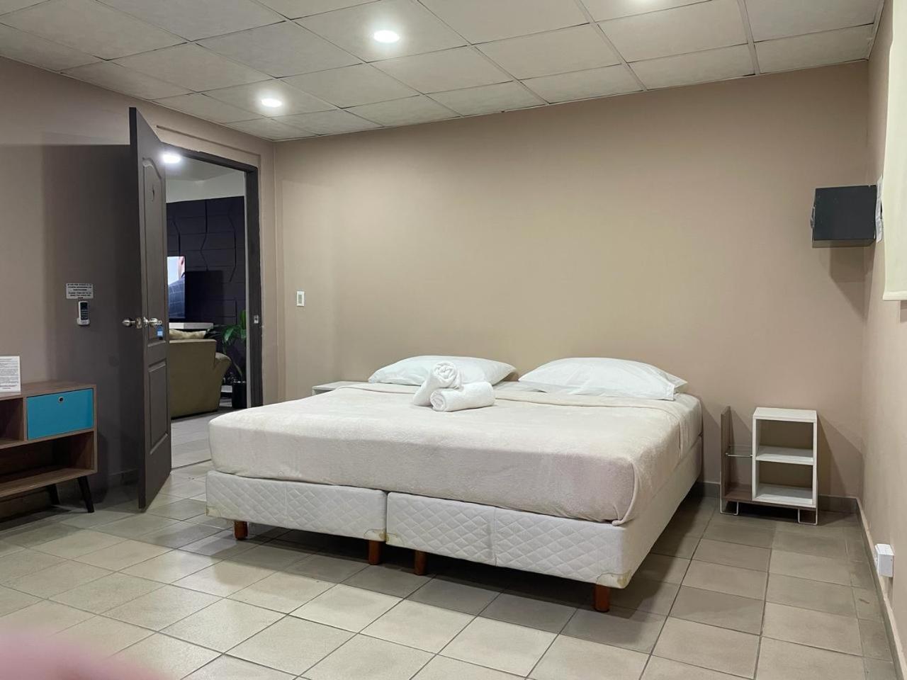 Hostal El Prado Πόλη του Παναμά Εξωτερικό φωτογραφία